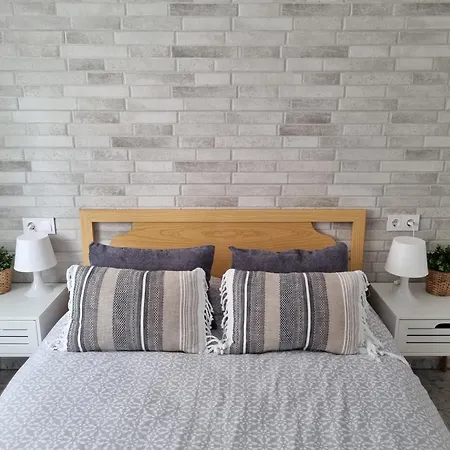 Amelia Apartment